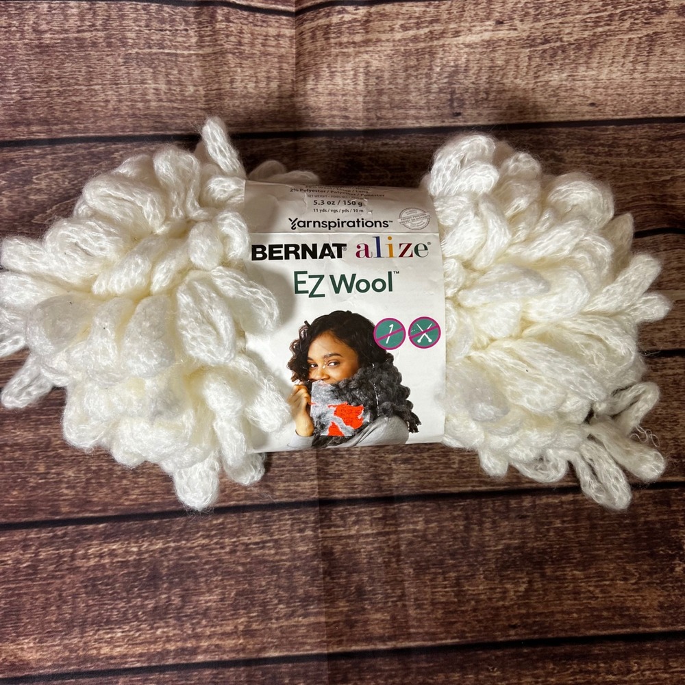 Bernat Alize EZ Wool Loop Yarn Cream 09001 Jumbo 7 Finger Knitting 5.3oz 11yds
